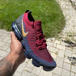 Nike Air VaporMax 2 “Team Red Obsidian”
